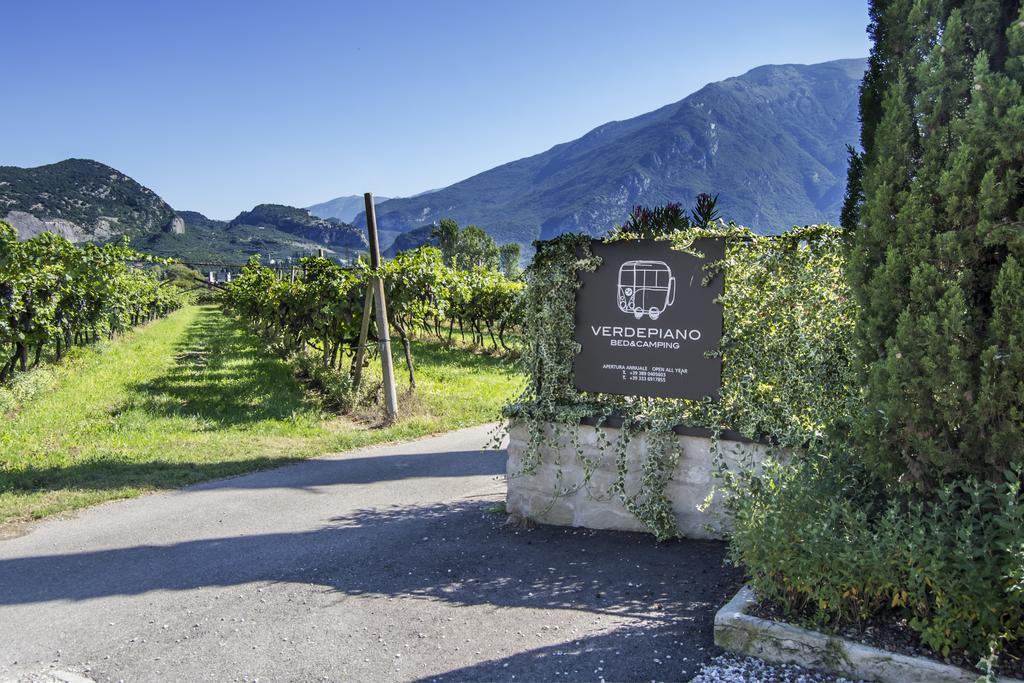 Verdepiano Bed & Camping Riva del Garda Exteriör bild