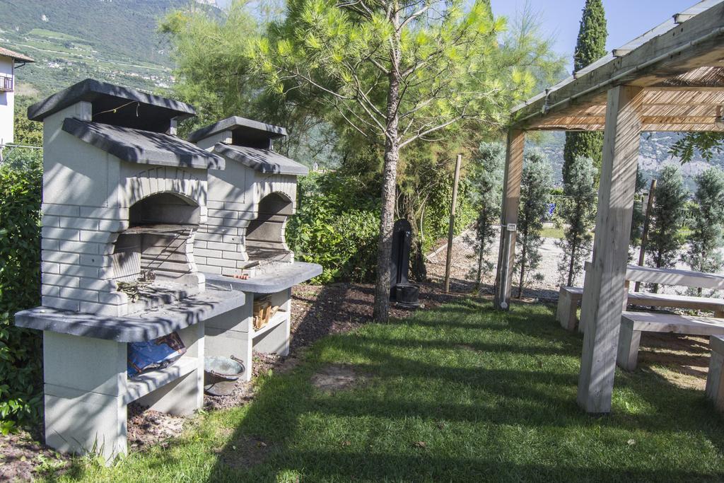 Verdepiano Bed & Camping Riva del Garda Exteriör bild