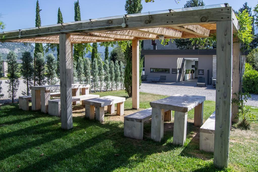 Verdepiano Bed & Camping Riva del Garda Exteriör bild